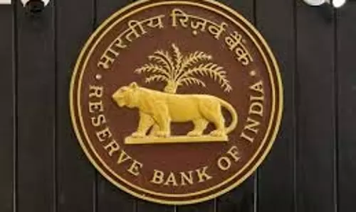 खाते को ‘ऑपरेटिव’ टैग करने के लिए गैर-वित्तीय लेनदेन पर विचार करें: SBI to RBI