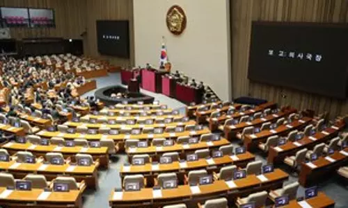 South Korea: मुख्य विपक्ष ने शनिवार को राष्ट्रपति यून के महाभियोग प्रस्ताव पर मतदान की मांग की