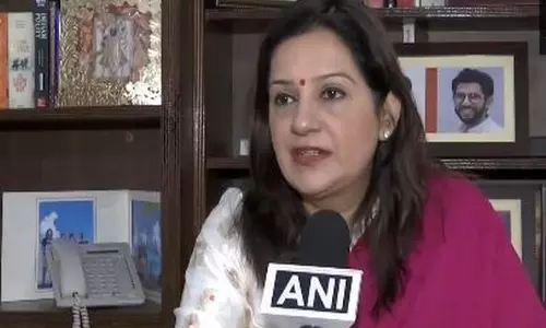 प्रियंका चतुर्वेदी ने Assam सरकार के रेस्तरां में गोमांस खाने पर प्रतिबंध लगाने के फैसले पर कही ये बात