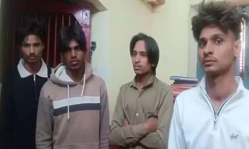 ट्रेन में सीट को लेकर बहा खून, चलती Train में चला चाकू, रेलवे स्टेशन पर कातिल गिरफ्तार