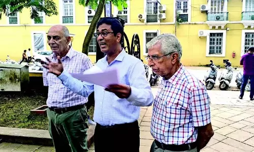 10 दिन बाद भी पुलिस शांत, कार्यकर्ता चाहते हैं DGP हस्तक्षेप करें 10 दिन बाद भी पुलिस शांत, कार्यकर्ता चाहते हैं DGP हस्तक्षेप करें