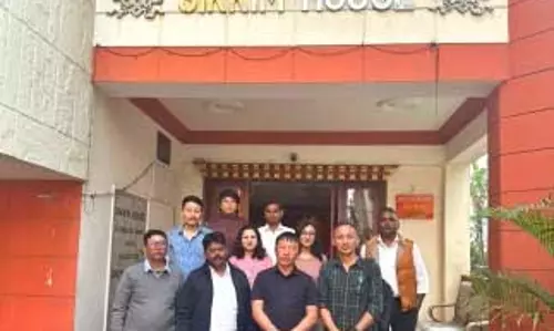 Sikkim :  पर्यटन मंत्री ने कोलकाता में सिक्किम हाउस का निरीक्षण किया