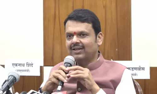 मुख्यमंत्री देवेंद्र फडणवीस ने ली प्रेसवार्ता मुख्यमंत्री देवेंद्र फडणवीस ने ली प्रेसवार्ता