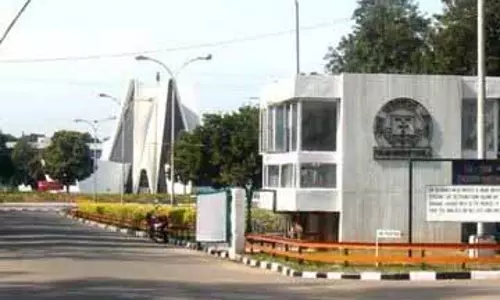 Patiala: स्टिल्ट पार्किंग के दुरुपयोग पर नोटिस जारी