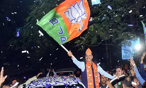 दृढ़ निश्चयी और अडिग देवेंद्र फडणवीस महाराष्ट्र के CM के रूप में लौटे