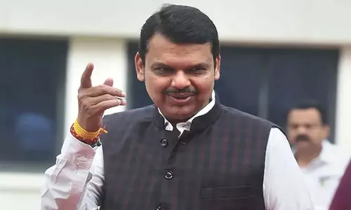 मुख्यमंत्री देवेंद्र फडणवीस की लागू किया गौ वध विरोध कानून मुख्यमंत्री देवेंद्र फडणवीस की लागू किया गौ वध विरोध कानून