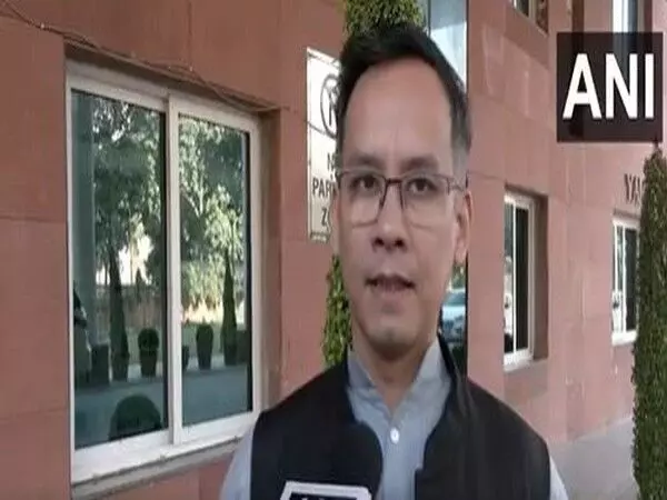 सरकार को किसानों की मांगें सुननी चाहिए: Congress MP Gaurav Gogoi