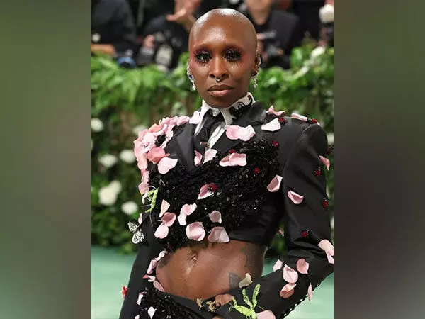 Cynthia Erivo, जेरेमी रेनर रेड सी फेस्ट स्पीकर लाइनअप में शामिल हुए