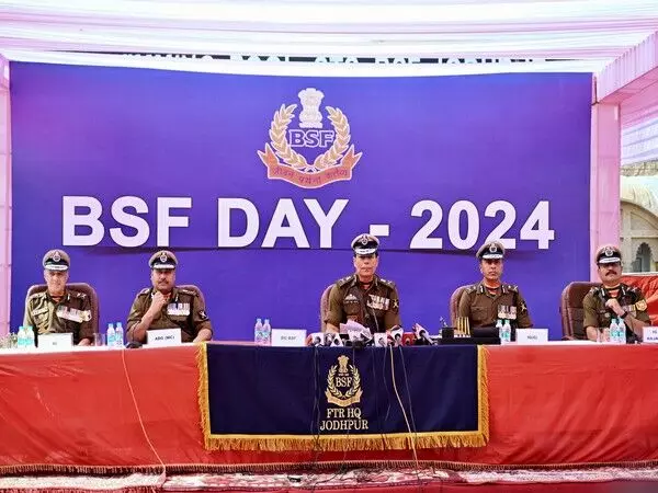 बांग्लादेश में सत्ता परिवर्तन के बाद BSF ने सीमा पर चौकसी बढ़ाई: डीजी दलजीत सिंह चौधरी