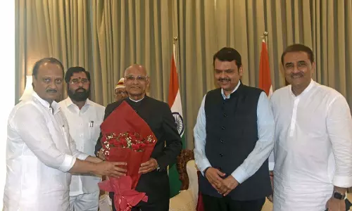 फडणवीस ने महाराष्ट्र के मुख्यमंत्री के रूप में शपथ ली