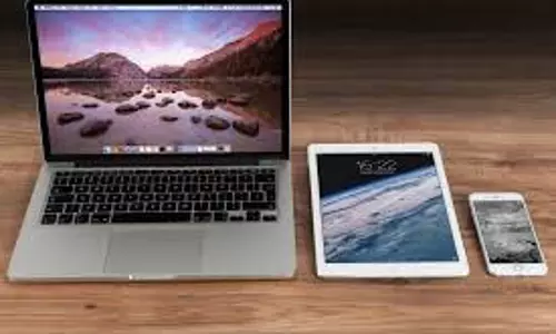 Data संकट के दौर में कंपनियां उपभोक्ता खर्च से जूझ रही