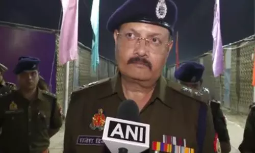 Maha Kumbh 2025: प्रयागराज पुलिस ने ड्रोन रोधी तकनीक का परीक्षण किया Maha Kumbh 2025: प्रयागराज पुलिस ने ड्रोन रोधी तकनीक का परीक्षण किया