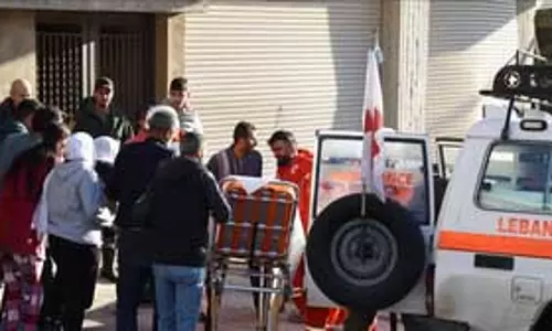 लेबनान के गांव पर इजरायल ने बरसाए बम, 5 घायल
