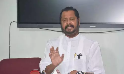 Andhra: हर्ष कुमार ने चावल तस्करी की जांच की मांग की