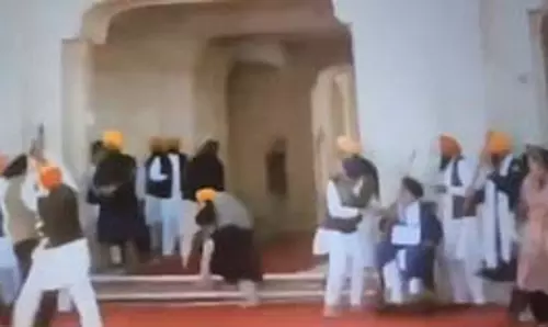 बादल हमलावर चौरा को तीन दिन की पुलिस रिमांड पर भेजा गया बादल हमलावर चौरा को तीन दिन की पुलिस रिमांड पर भेजा गया