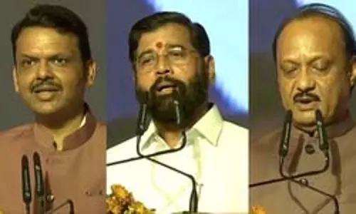 फडणवीस ने महाराष्ट्र के सीएम पद की शपथ ली