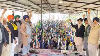 Chandigarh: पंजाब के किसानो का आज दिल्ली कूच, पुलिस अलर्ट Chandigarh: पंजाब के किसानो का आज दिल्ली कूच, पुलिस अलर्ट