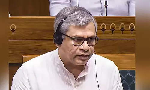 Odisha: रेल मंत्री अश्विनी वैष्णव के बयान से कंधमाल कनेक्टिविटी के लिए नई उम्मीद जगी Odisha: रेल मंत्री अश्विनी वैष्णव के बयान से कंधमाल कनेक्टिविटी के लिए नई उम्मीद जगी