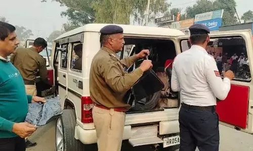 Haryana :  कैथल पुलिस ने यातायात नियमों का उल्लंघन करने वालों पर कार्रवाई की