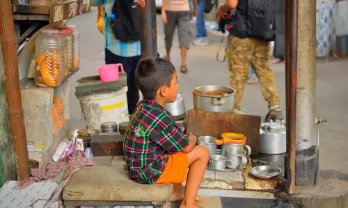 Bengal के मंत्री द्वारा राज्य में बाल श्रम शून्य होने के दावे पर संपादकीय