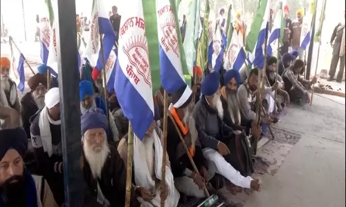 किसानों का विरोध: Congress ने अधूरे वादों को लेकर मोदी सरकार की आलोचना की किसानों का विरोध: Congress ने अधूरे वादों को लेकर मोदी सरकार की आलोचना की