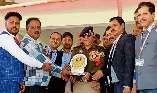 लोगों को ‘नशे के खिलाफ युद्ध’ में भाग लेना चाहिए: SP