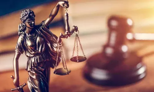 औद्योगिक कचरा डंप करने पर HC ने कंपनी को नोटिस जारी किया औद्योगिक कचरा डंप करने पर HC ने कंपनी को नोटिस जारी किया