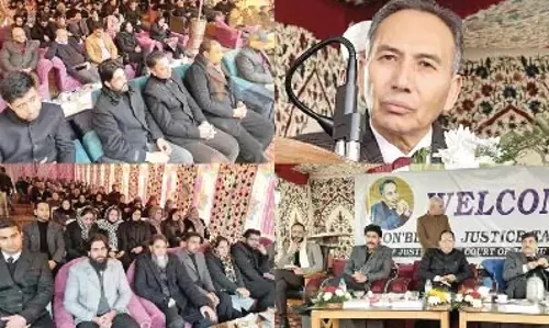 मुख्य न्यायाधीश ने Anantnag में जिला न्यायालय परिसर की आधारशिला रखी मुख्य न्यायाधीश ने Anantnag में जिला न्यायालय परिसर की आधारशिला रखी
