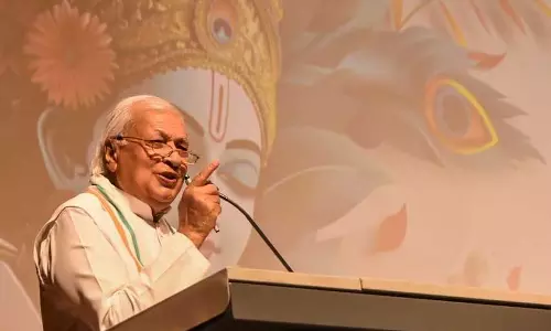 Kerala :   भगवद् गीता भारत की सांस्कृतिक विरासत का महत्वपूर्ण हिस्सा