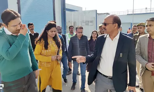 Muzaffarnagar: जिलाधिकारी उमेश मिश्रा ने नवीन एसटीपी का निरीक्षण किया Muzaffarnagar: जिलाधिकारी उमेश मिश्रा ने नवीन एसटीपी का निरीक्षण किया