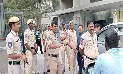 BRS नेता के कविता और हरीश राव को किया गया नजरबंद
