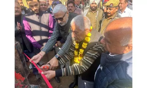 Sham Lal ने 377.90 लाख रुपये की ट्यूबवेल परियोजना का शिलान्यास किया Sham Lal ने 377.90 लाख रुपये की ट्यूबवेल परियोजना का शिलान्यास किया