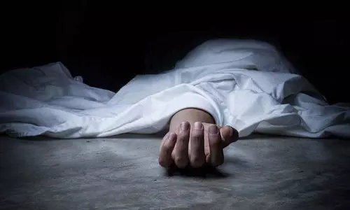Kerala: TVM में दो बसों के बीच कुचलकर बैंककर्मी की मौत