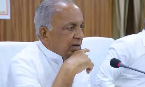 NS Boseraju: ईडी की कार्रवाई से हमारी सरकार अस्थिर नहीं होगी NS Boseraju: ईडी की कार्रवाई से हमारी सरकार अस्थिर नहीं होगी