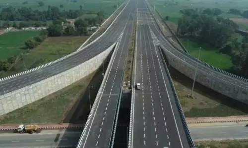 NHAI : बेंगलुरू-मैसूर हाईवे पर फुल-सर्विस रोड का होगा निर्माण
