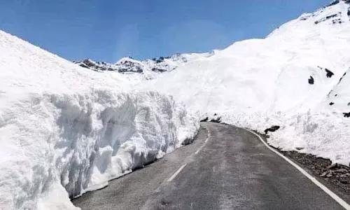 Darcha से आगे यातायात को केवल आज के लिए अनुमति दी जाएगी Darcha से आगे यातायात को केवल आज के लिए अनुमति दी जाएगी
