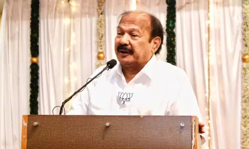 BJP विधायक कालिदास कोलंबकर महाराष्ट्र विधानसभा के प्रोटेम स्पीकर के रूप में शपथ लेंगे BJP विधायक कालिदास कोलंबकर महाराष्ट्र विधानसभा के प्रोटेम स्पीकर के रूप में शपथ लेंगे