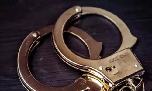 Administrative स्टाफ कॉलेज ऑफ इंडिया के पूर्व निदेशक धोखाधड़ी के आरोप में गिरफ्तार