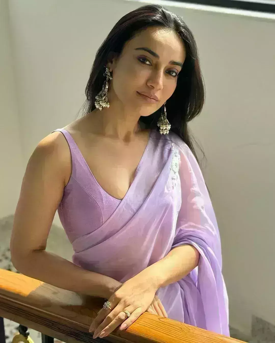 सुरभि ज्योति की ने शेयर की लेटेस्ट फोटोशूट