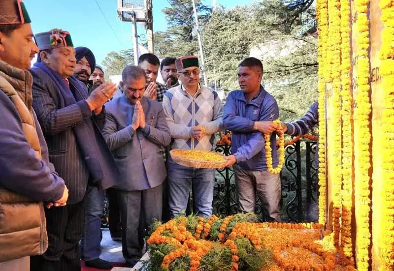 राज्यपाल, मुख्यमंत्री ने Dr. Bhimrao Ambedkar को श्रद्धांजलि अर्पित की