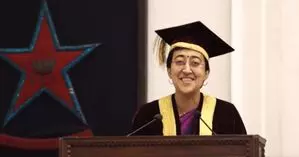 जब मैं छात्रा थी, तब राजनीति ‘गंदा धंधा’ लगती थी: CM Atishi