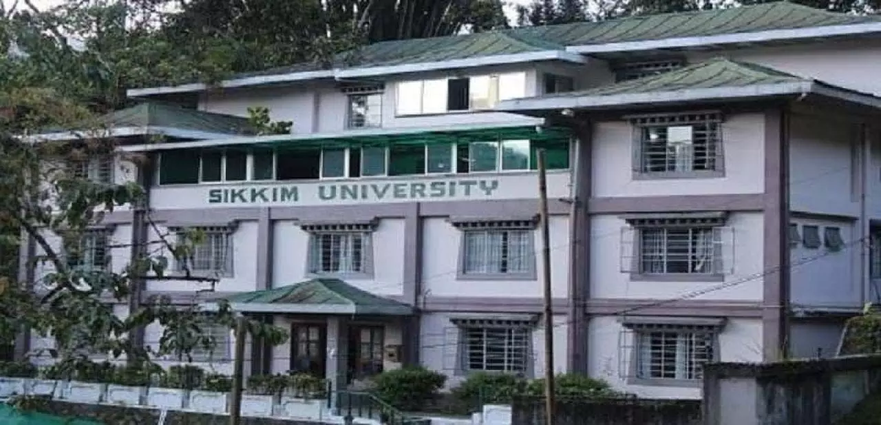 Sikkim University भी देगा हर महीने एक दिन का  menstrual leave, इन भारतीय संस्थानों ने भी किया है प्रावधान