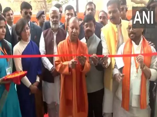 UP CM योगी आदित्यनाथ ने महाकुंभ 2025 से पहले प्रयागराज में जन आश्रय स्थल का किया उद्घाटन UP CM योगी आदित्यनाथ ने महाकुंभ 2025 से पहले प्रयागराज में जन आश्रय स्थल का किया उद्घाटन
