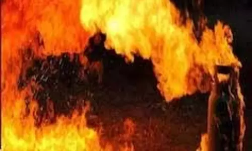 Lucknow: गैस गोदाम के अंदर भीषण विस्फोट, कई लोग घायल