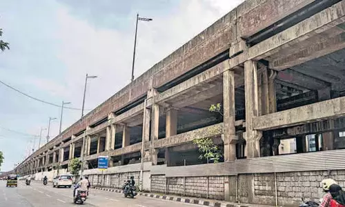 BMC अंधेरी ईस्ट फ्लाईओवर की मरम्मत करेगी, एमएमआरडीए को बिल भेजेगी