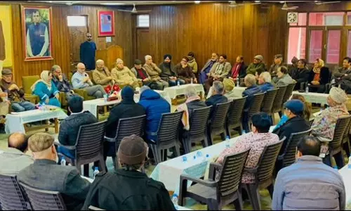 CM Omar ने पार्टी की प्रांतीय समिति की बैठक की अध्यक्षता की