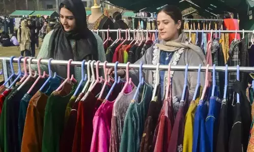 KCCI ने कपड़ा, हस्तशिल्प उत्पादों पर तत्काल हस्तक्षेप का आग्रह किया