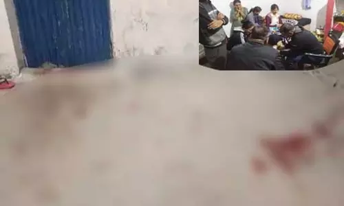 शेयर मार्केट की लत में कर्ज में डूबा युवक, हमला कर पत्नी को जान से मारा