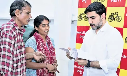 Minister Lokesh ने 50वें प्रजा दरबार में त्वरित कार्रवाई का वादा किया