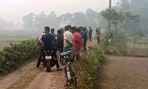 अंतरराष्ट्रीय सीमा पर BSF टीम पर हमले के बाद बांग्लादेशी मवेशी तस्कर को गोली मारी अंतरराष्ट्रीय सीमा पर BSF टीम पर हमले के बाद बांग्लादेशी मवेशी तस्कर को गोली मारी